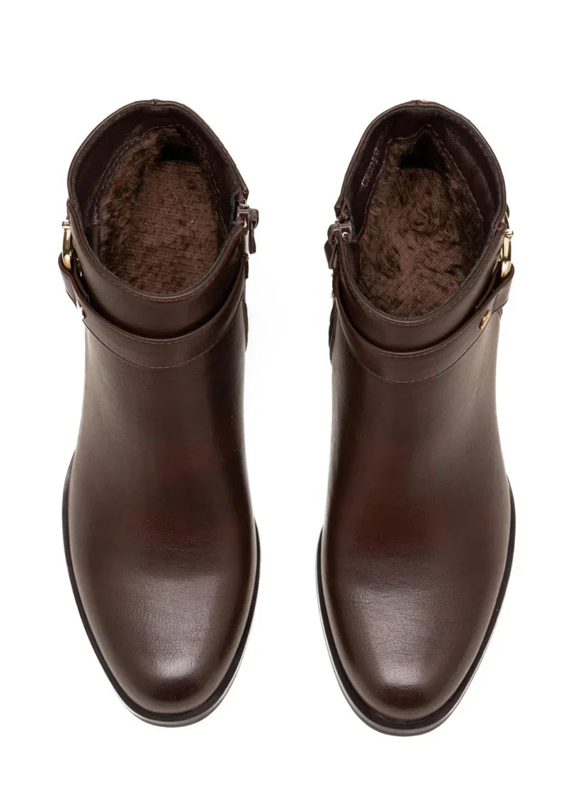 Demi bottes en simili à ceinturon décoratif