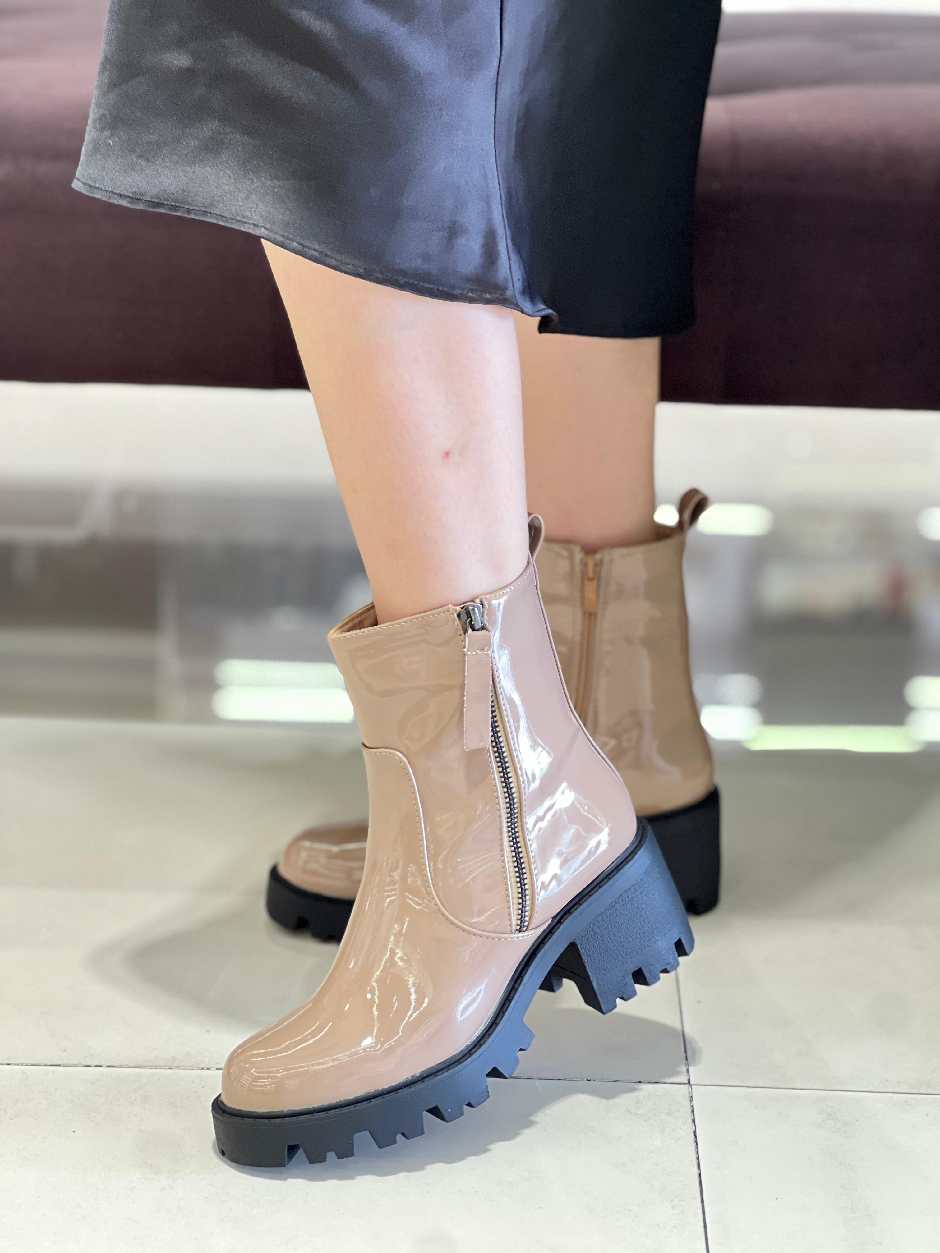 Demi bottes  en cuir véritable pour femme