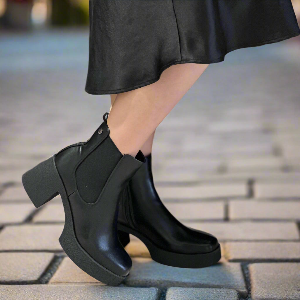 Demi bottes à talon et plateforme