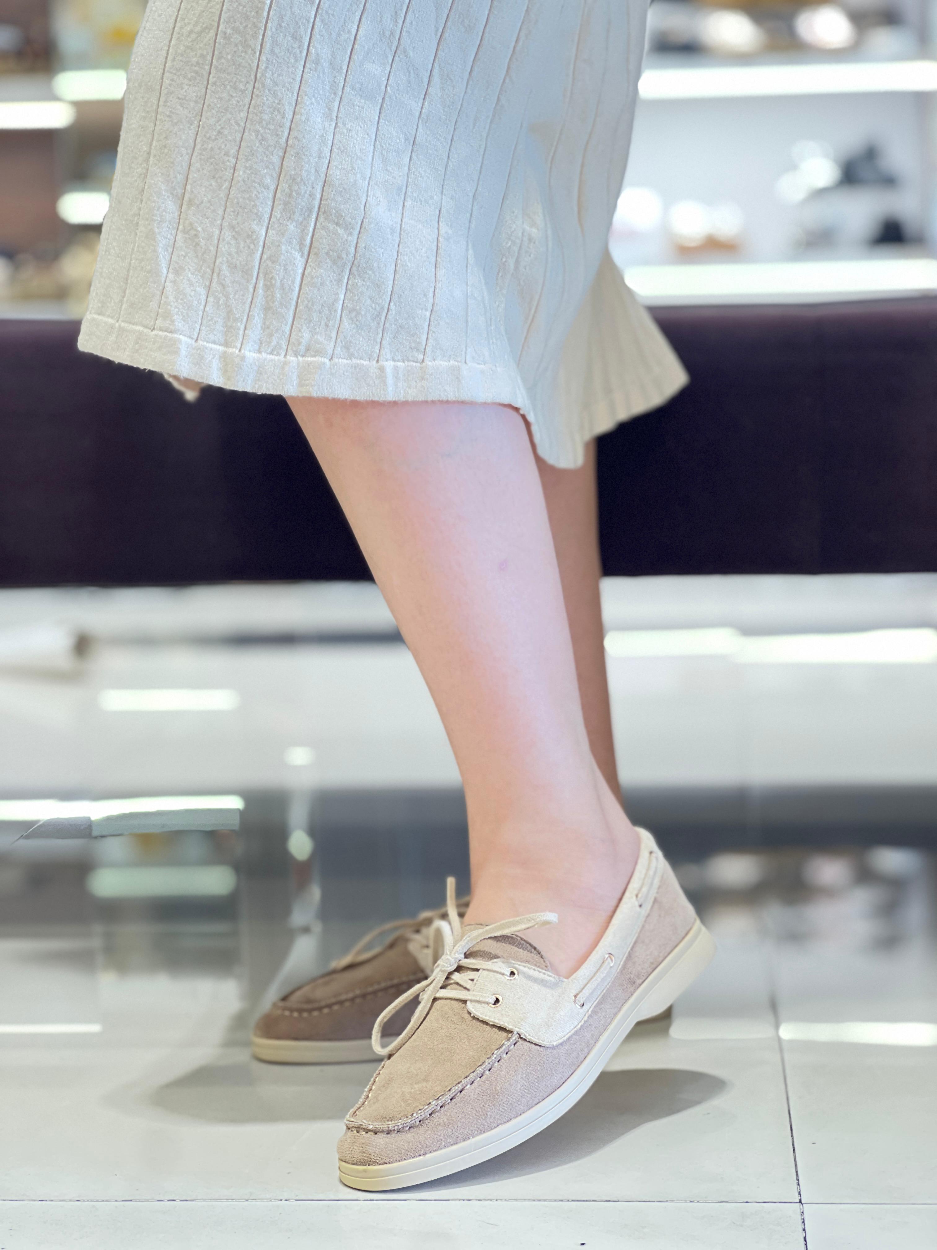 Mocassins combinés à lacets en daim