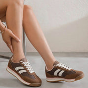 Baskets au design rétro avec une touche mode assumée