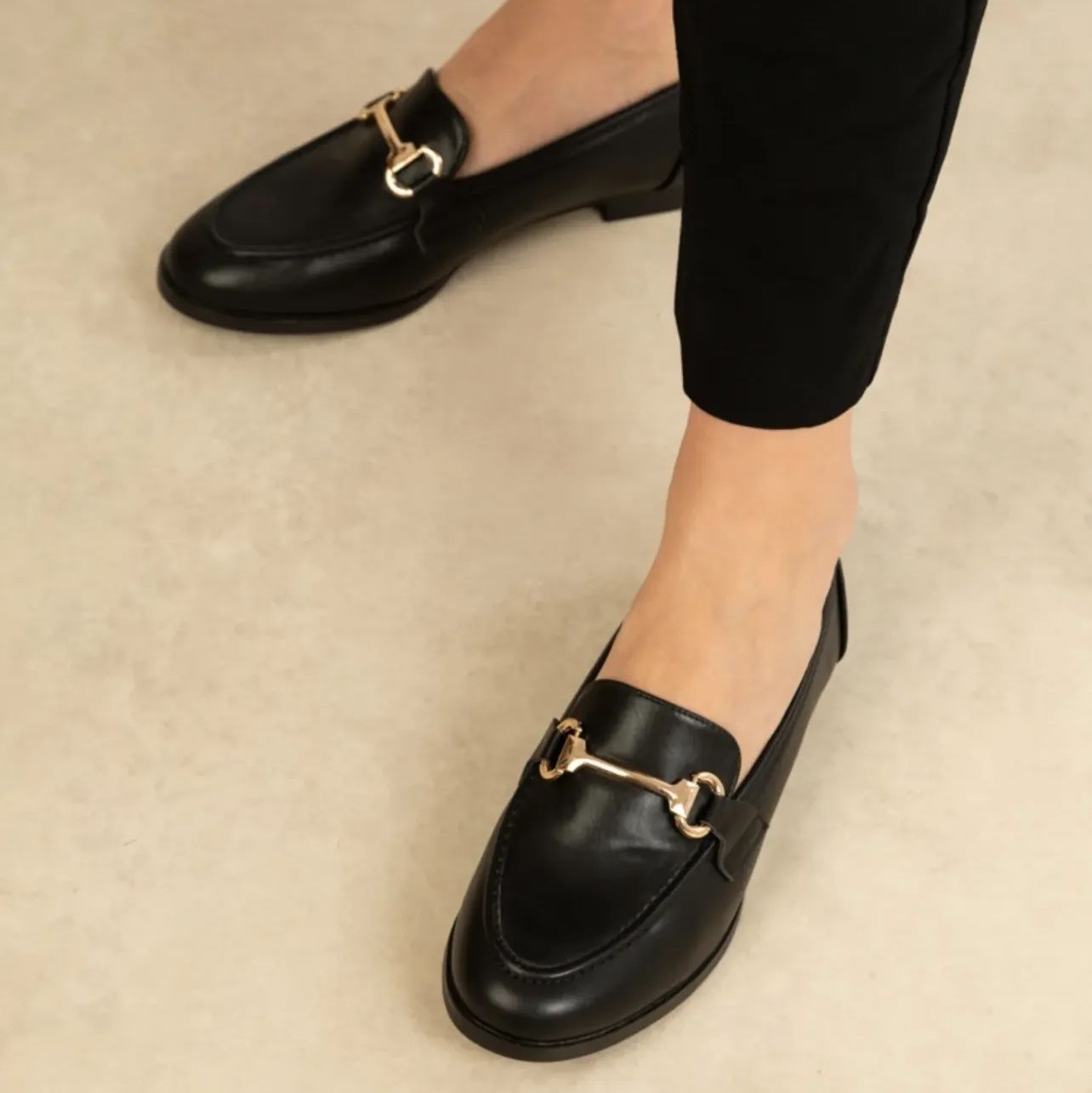 Mocassins plats en similicuir avec boucle