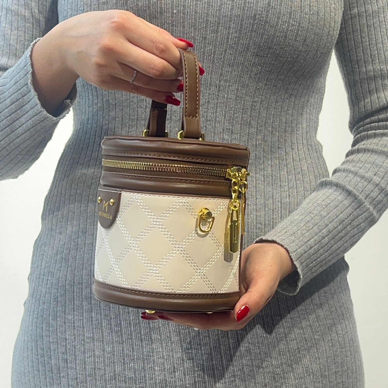 Sac bandoulière cylindrique à bijoux en cuir