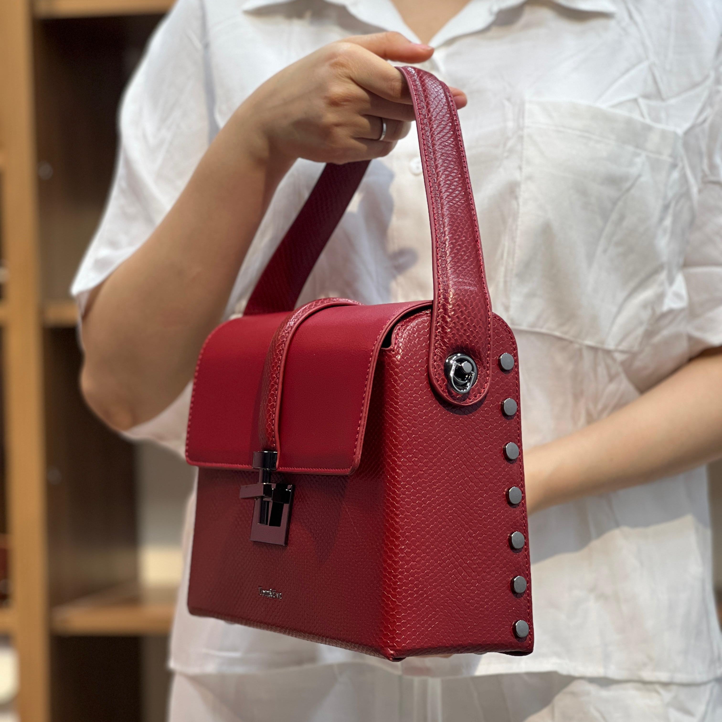 Simple À Détail En Métal Avec Poignée Sac À Bandoulière