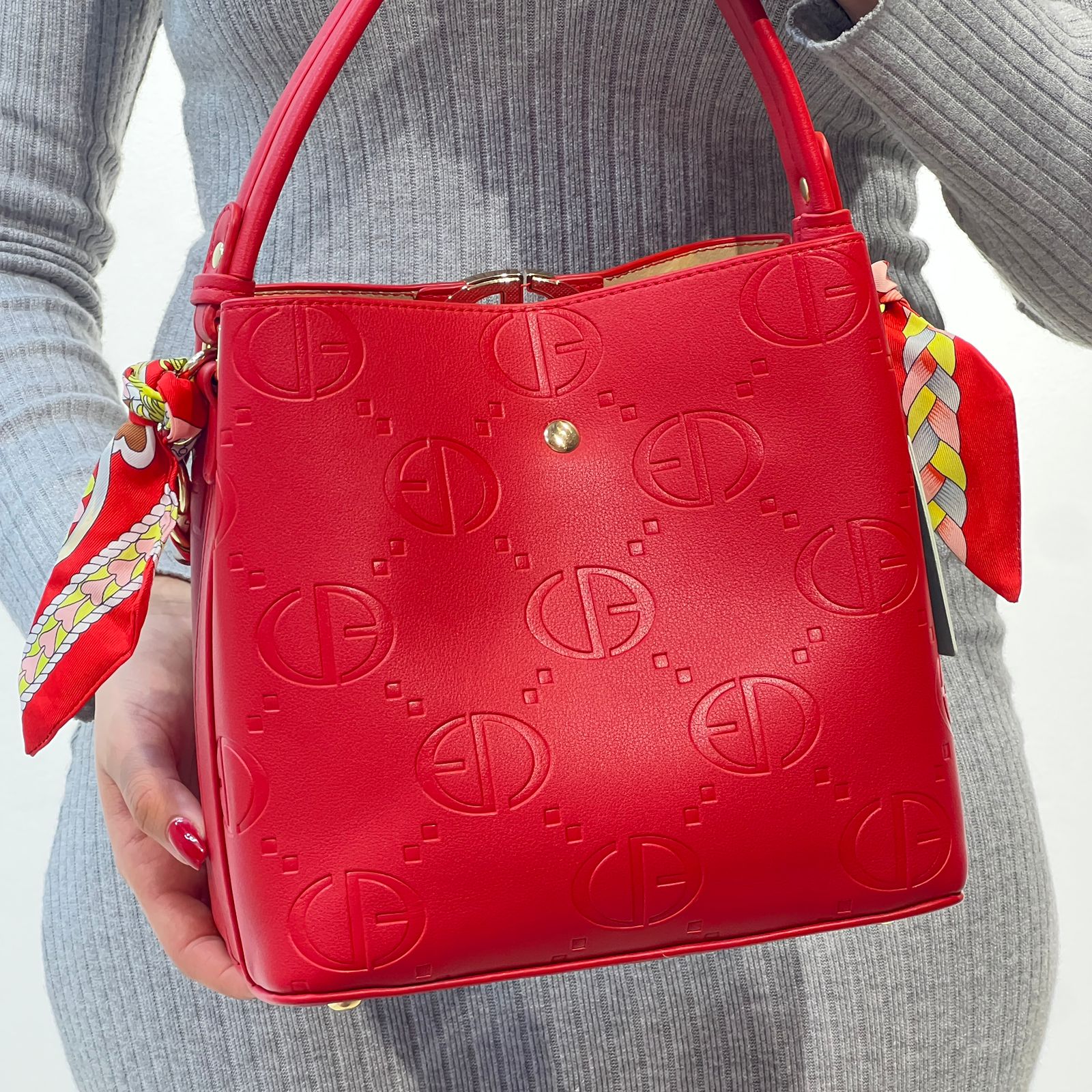 Sac sceau chaine foulard noir