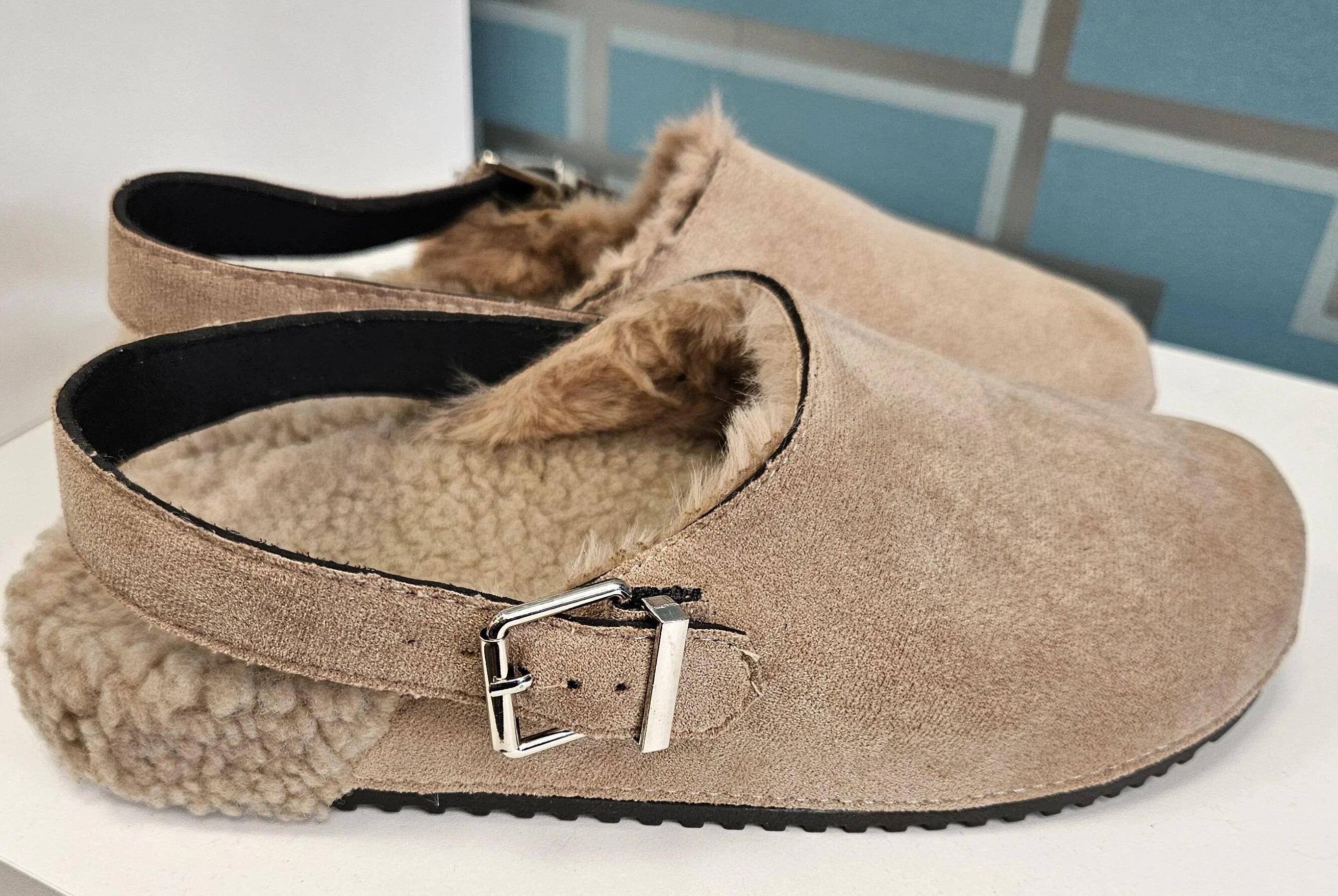 Sabot d'intérieur/extérieur unicolores en peluche à la mode