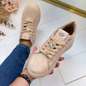 Baskets à lacets tellement confortables