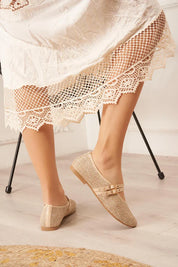 Ballerines plates avec brides à boucle