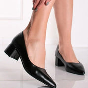 Escarpins à bout pointu et talon bas