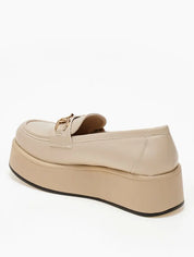 Mocassins à plateforme avec détails métalliques