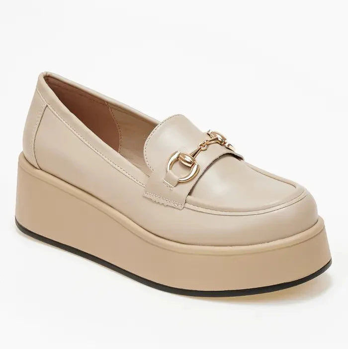 Mocassins à plateforme avec détails métalliques