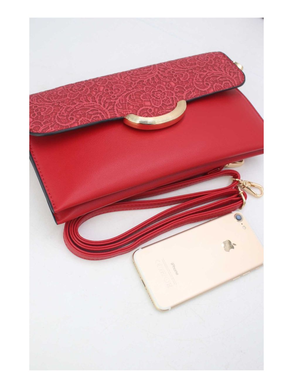 Pochette Bandoulière à Rabat Effet Broderie