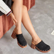 Sabot Noir en Simili Daim