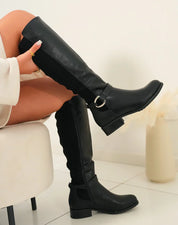 Botteshautes avec lanière et boucle détails en daim