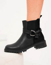 bottines avec sangle nouée