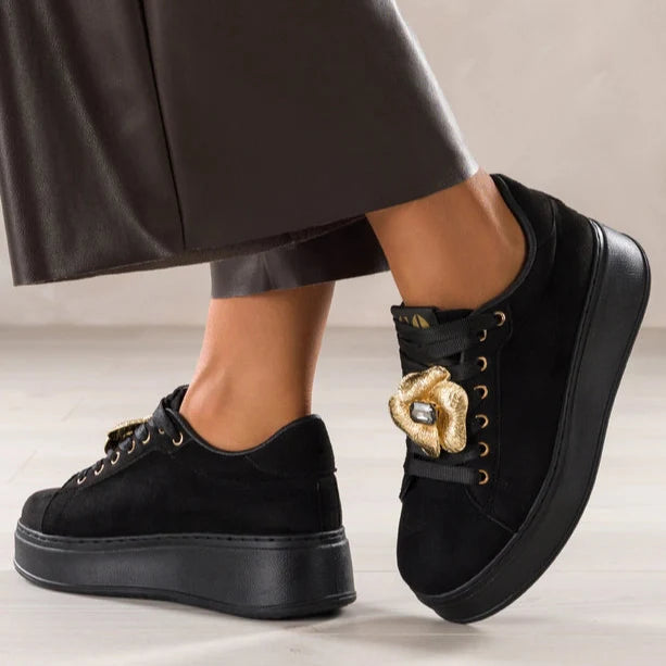 pol_pm_Czarne-sneakersy-damskie-buty-sportowe-na-platformie-przy-sznurowce-zloty-kwiat-z-krysztalkiem-Casu-O-376-104392_3.webp